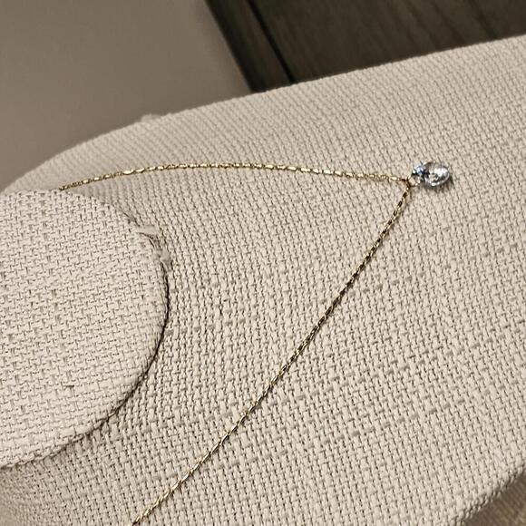 Halo Necklace - Picture 3 of 9